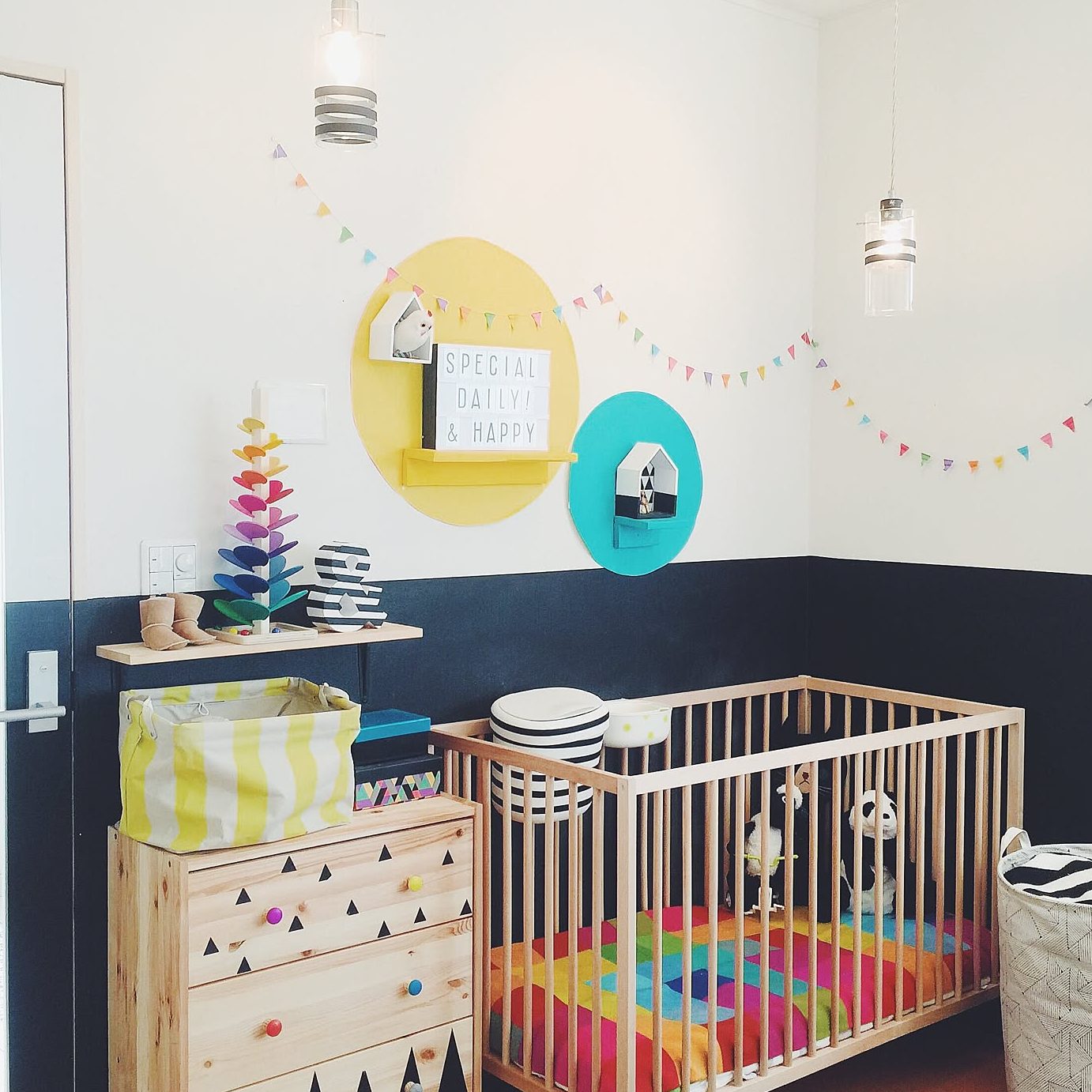 丸い ベビー ベッド ikea で作る!おしゃれな赤ちゃんスペース実例集 1 e4b8b8e38184 e38399e38393e383bc e38399e38383e38389 ikea e381a7e4bd9ce3828befbc81e3818ae38197e38283e3828ce381aae8b5a4e381a1e38283e38293