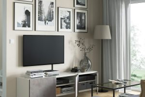 IKEA BESTÅ テレビ台 壁掛け：簡単設置＆収納術