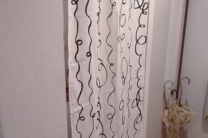 IKEA カーテン カット：自分で簡単！おしゃれなアレンジ術