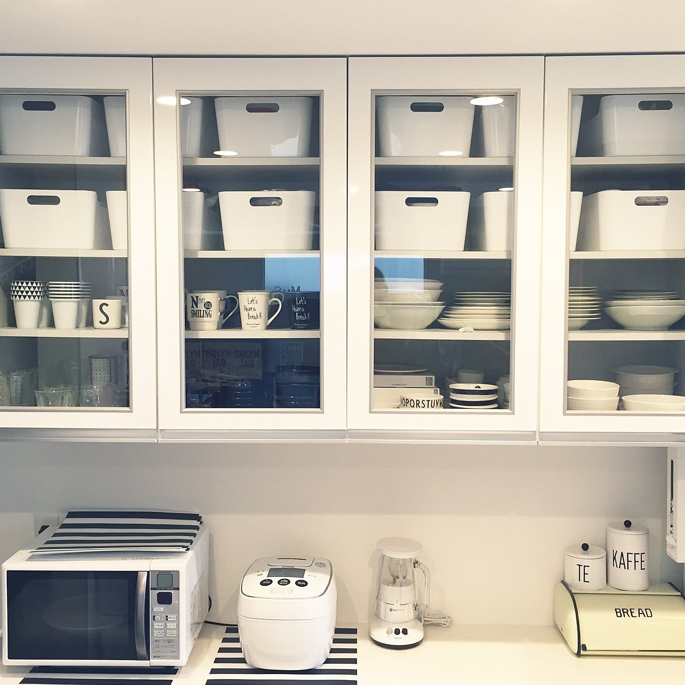 IKEA ガラス ケース でおしゃれ収納!おすすめ活用術と選び方 1 ikea e382ace383a9e382b9 e382b1e383bce382b9 e381a7e3818ae38197e38283e3828ce58f8ee7b48defbc81e3818ae38199e38199e38281e6b4bbe794a8e8a193