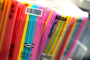 IKEA ストロー 販売中止！理由と代替品を解説