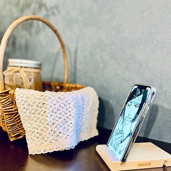 IKEA スマホ スタンド 活用術!おしゃれな選び方とおすすめ商品 1 ikea e382b9e3839ee3839b e382b9e382bfe383b3e38389 e6b4bbe794a8e8a193efbc81e3818ae38197e38283e3828ce381aae981b8e381b3e696b9e381a8e3818a