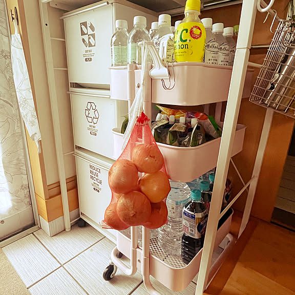IKEA ペットボトル収納 でスッキリ!おしゃれな活用アイデア集 1 ikea e3839ae38383e38388e3839ce38388e383abe58f8ee7b48d e381a7e382b9e38383e382ade383aaefbc81e3818ae38197e38283e3828ce381aae6b4bbe794a8