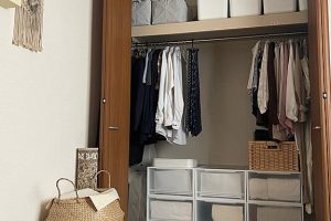 IKEA 収納 棚 クローゼット で整理整頓!おすすめアイデア & おしゃれ実例 27 IKEA 収納 棚 クローゼット で整理整頓!おすすめアイデア & おしゃれ実例