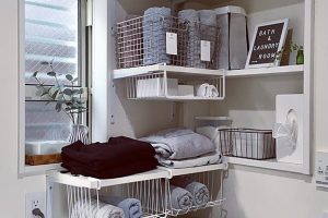 IKEA 吊り棚：簡単取り付け＆おしゃれな収納術