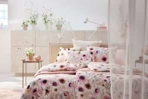 IKEA 枕カバー 花柄 でお部屋を華やかに！おしゃれなデザイン集