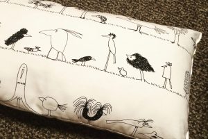 IKEAクッション洗濯：お手入れ方法と洗い方ガイド