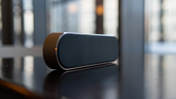 str peri pc speaker001